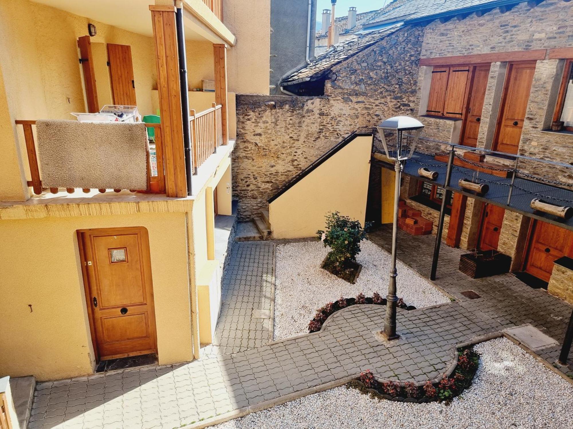 Apto Rustico En Ossejaアパートメント エクステリア 写真
